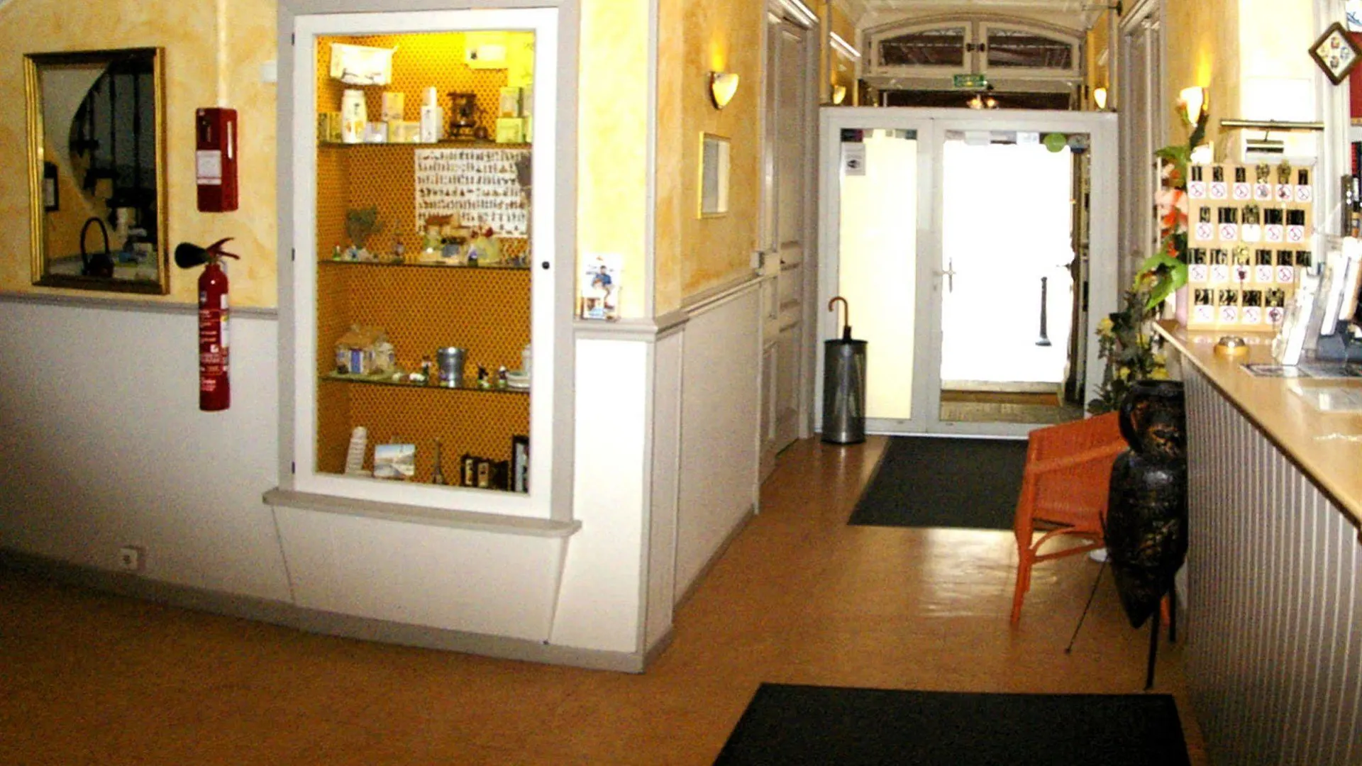 La Maison D'Ete Salon-de-Provence Hotel